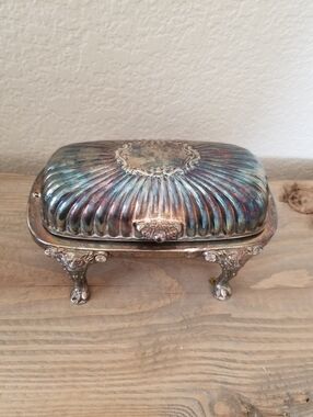 Vintage FB Rogers Silver Co Lion Head Footed Roll Top Butter Dish